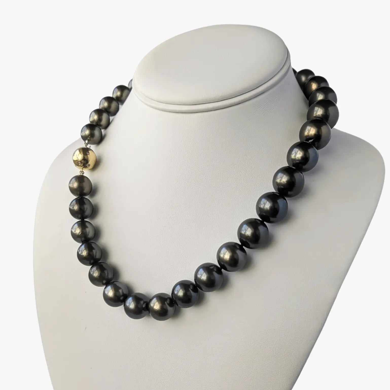 Dark Aubergine Tahitian Pearl Necklace 12-16mm 18in 14K – Marina