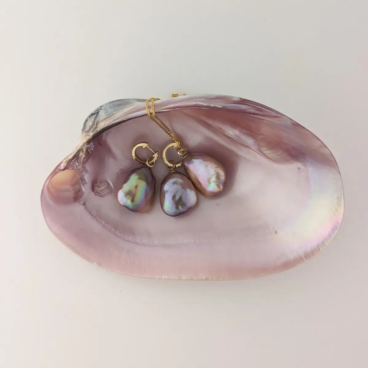 17-18mm Freshwater Pearl Pendant - Marina Korneev Fine Pearls