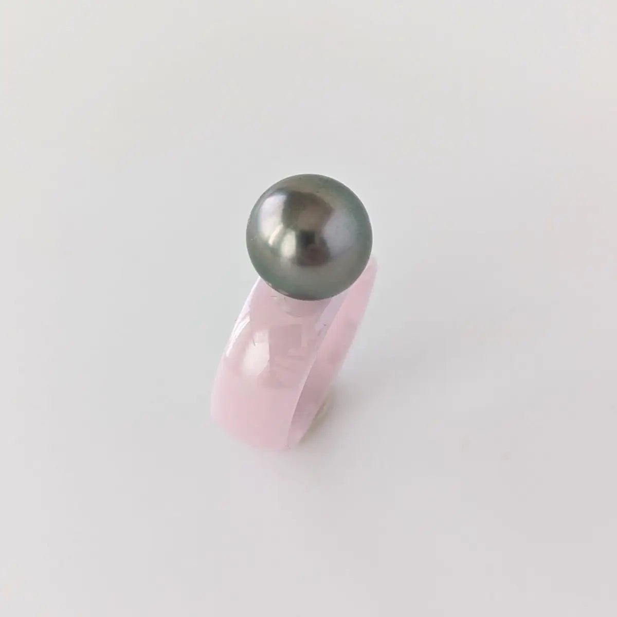 Pearl and Ceramic Ring - Marina Korneev