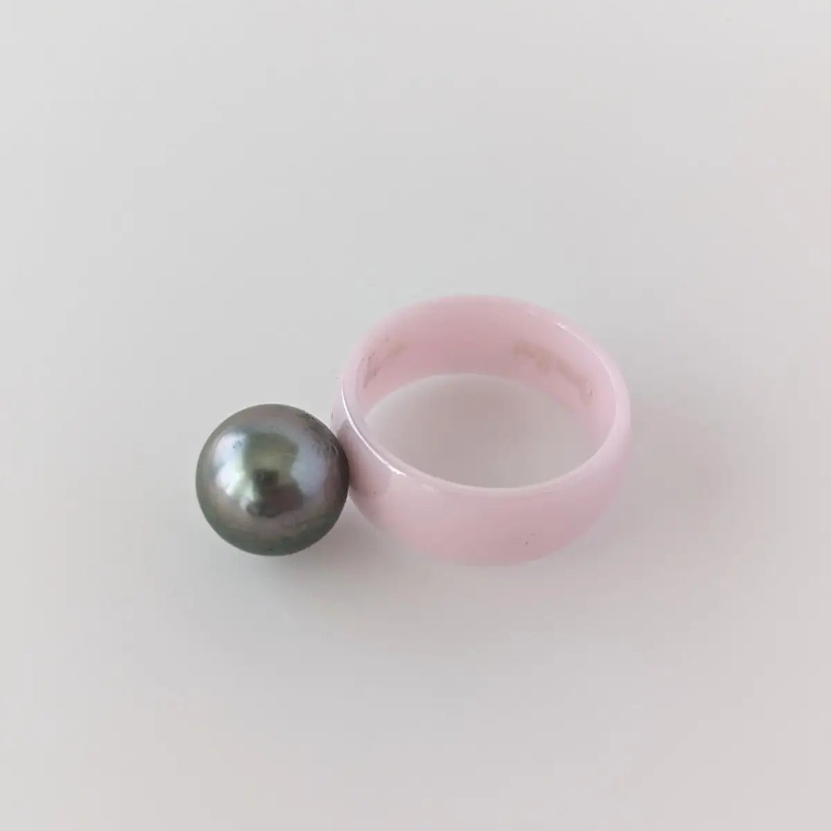 Pearl and Ceramic Ring - Marina Korneev