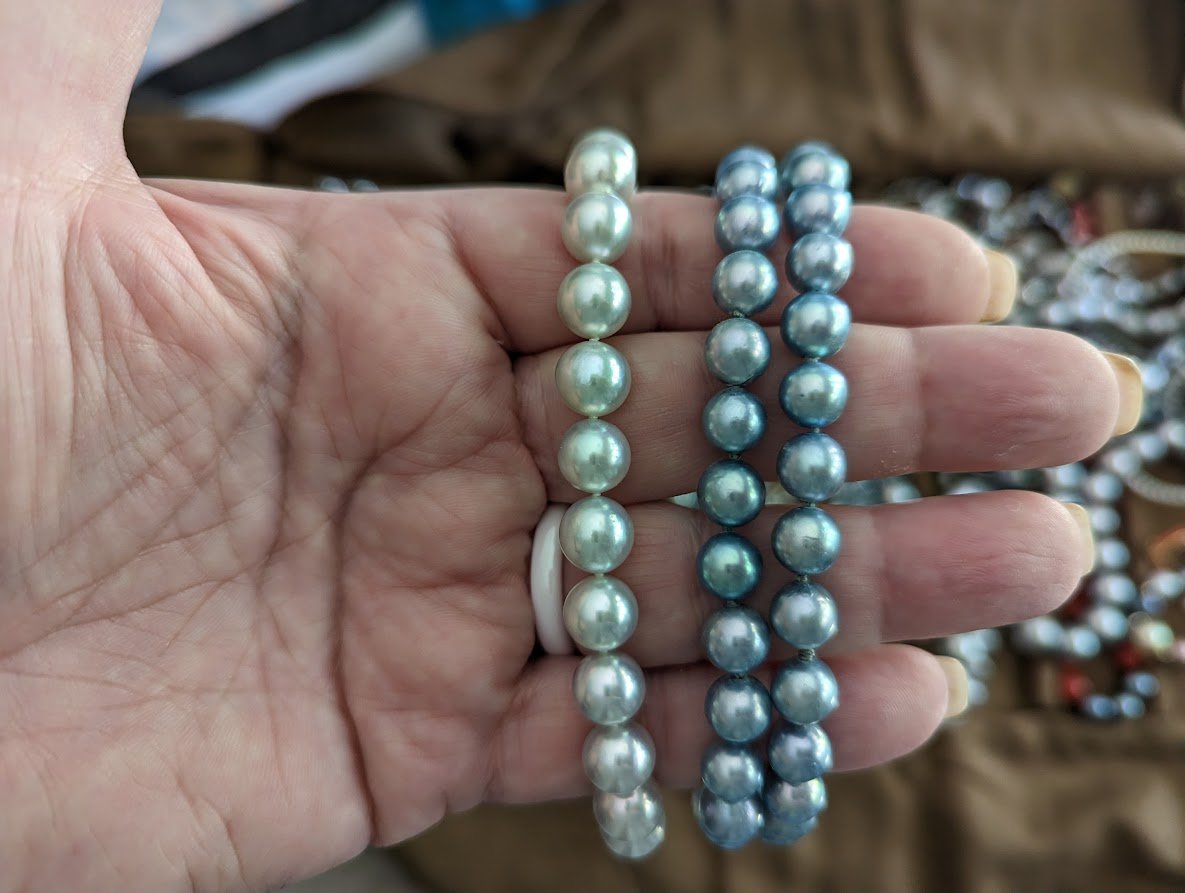 Dyed Pearls: What's Acceptable — And What You Should Be Told - Marina Korneev