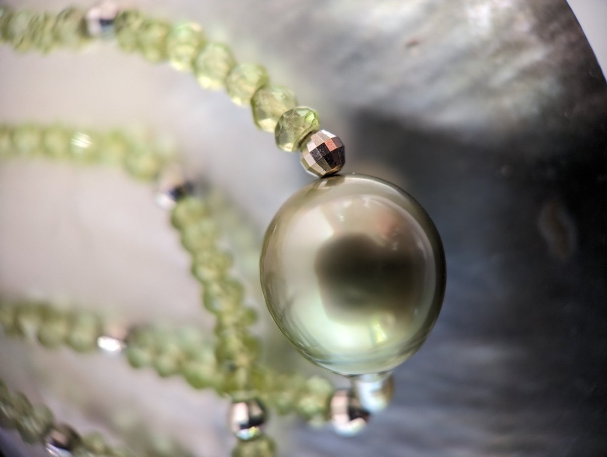 Why Buying Pearls Is More Confusing Than Ever (And How to Choose Anyway) - Marina Korneev
