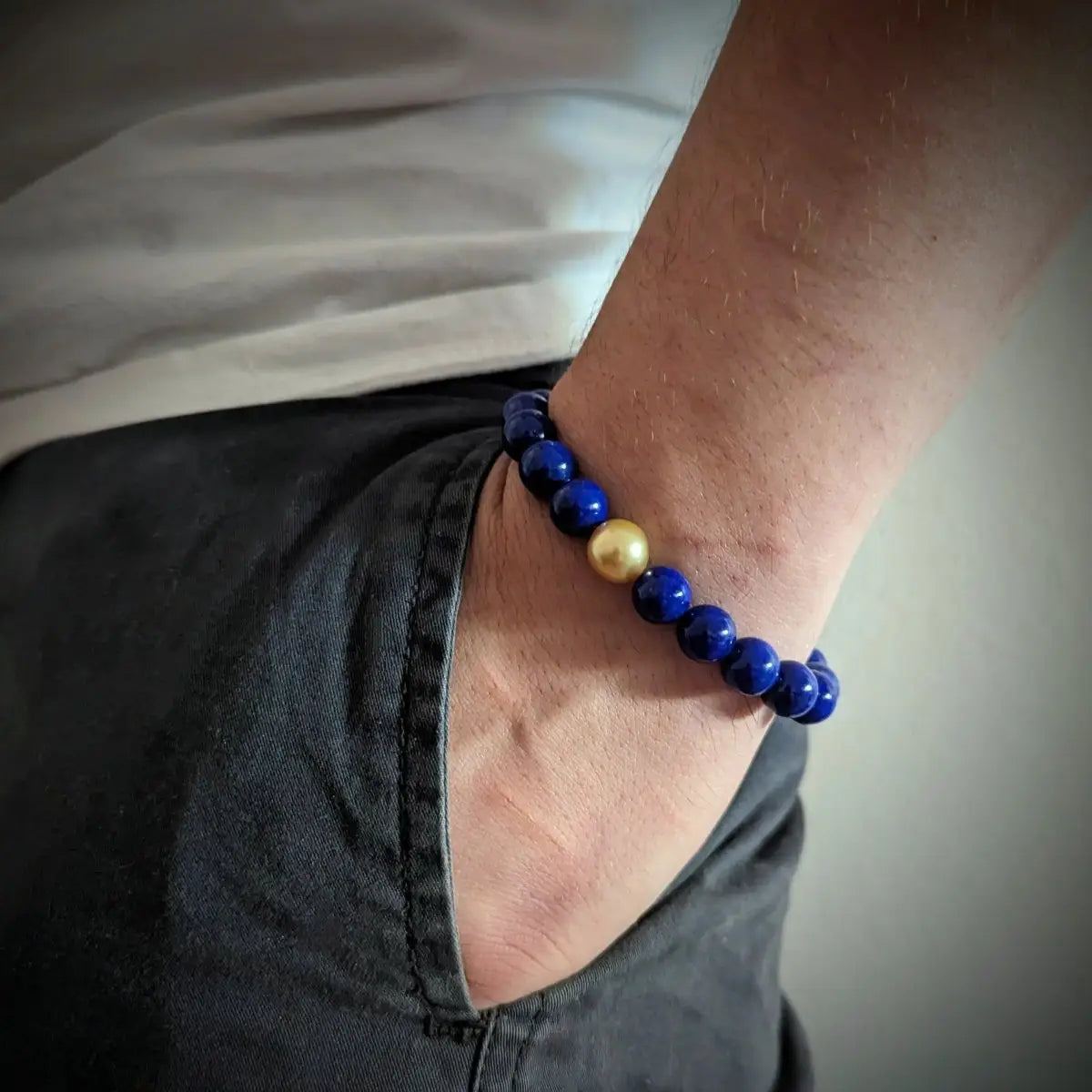 10–11mm Golden South Sea Pearl & Lapis Lazuli Stretch Bracelet 