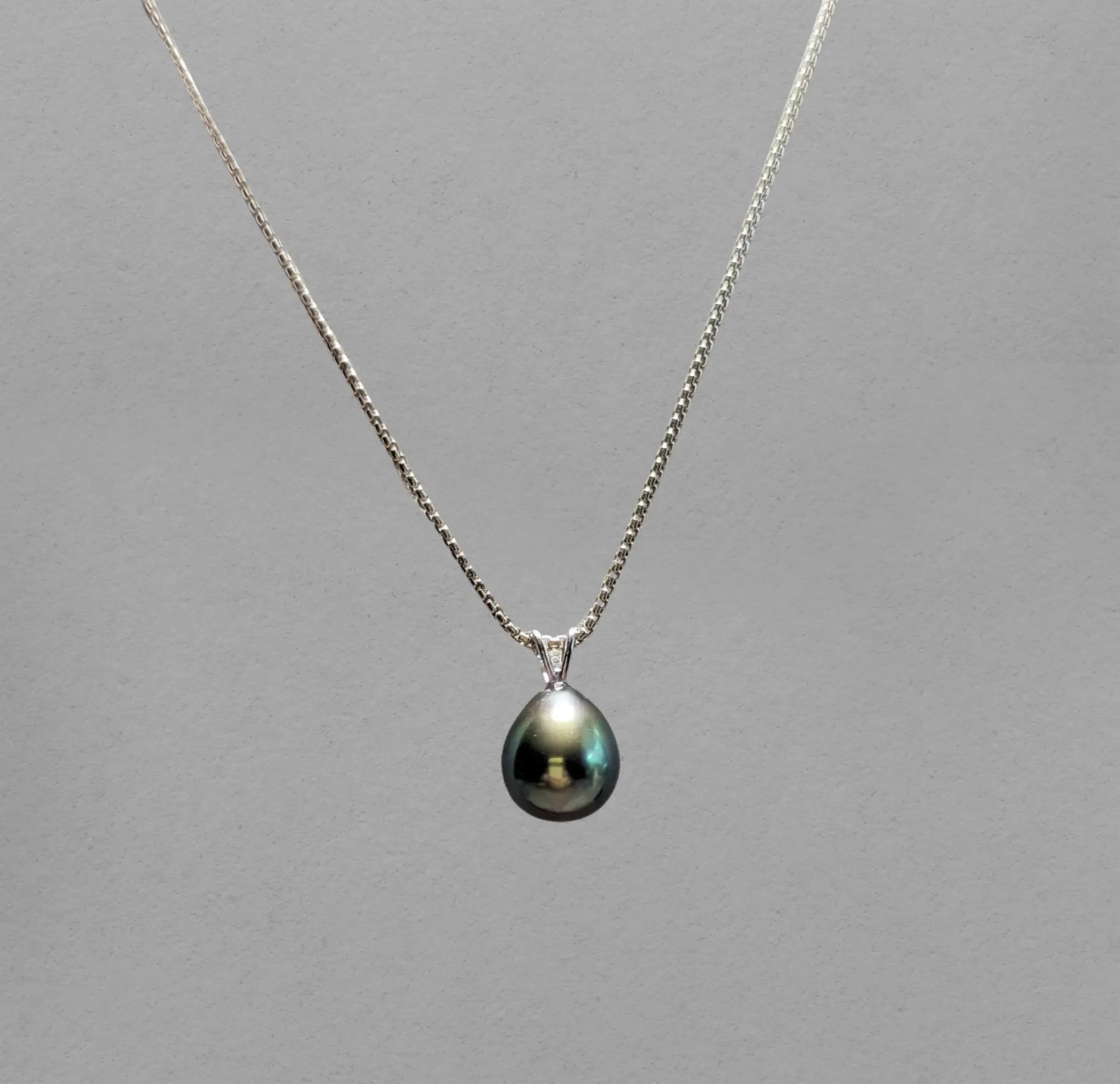 11-12mm Tahitian Pearl Pendant with 14K WG Bail - Marina Pearls