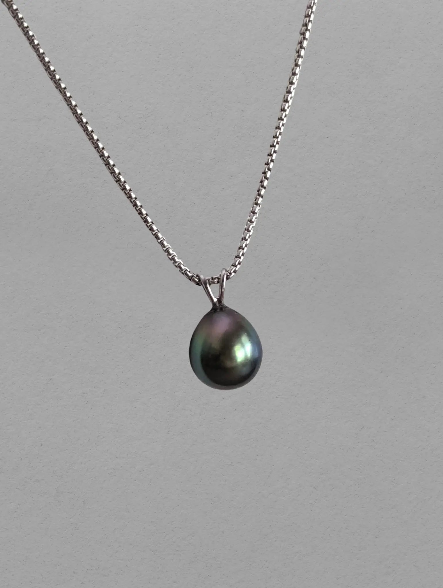 11-12mm Tahitian Pearl Pendant with 14K WG Bail - Marina Pearls