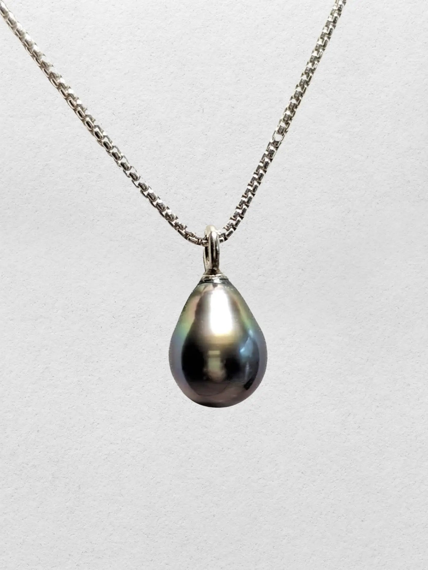 11-12mm Tahitian Pearl Pendant with 14K WG Bail - Marina Pearls