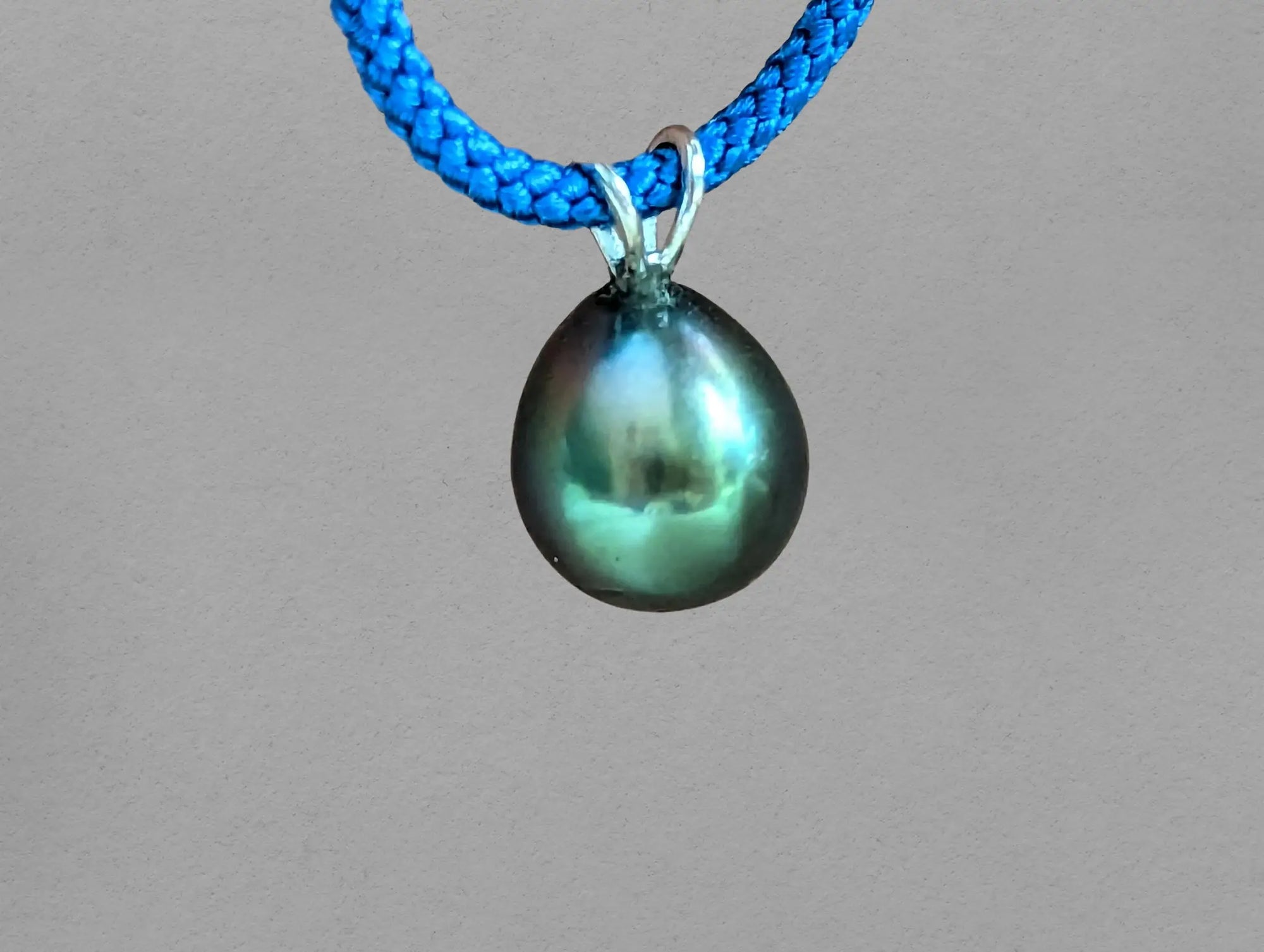 11-12mm Tahitian Pearl Pendant with 14K WG Bail - Marina Pearls