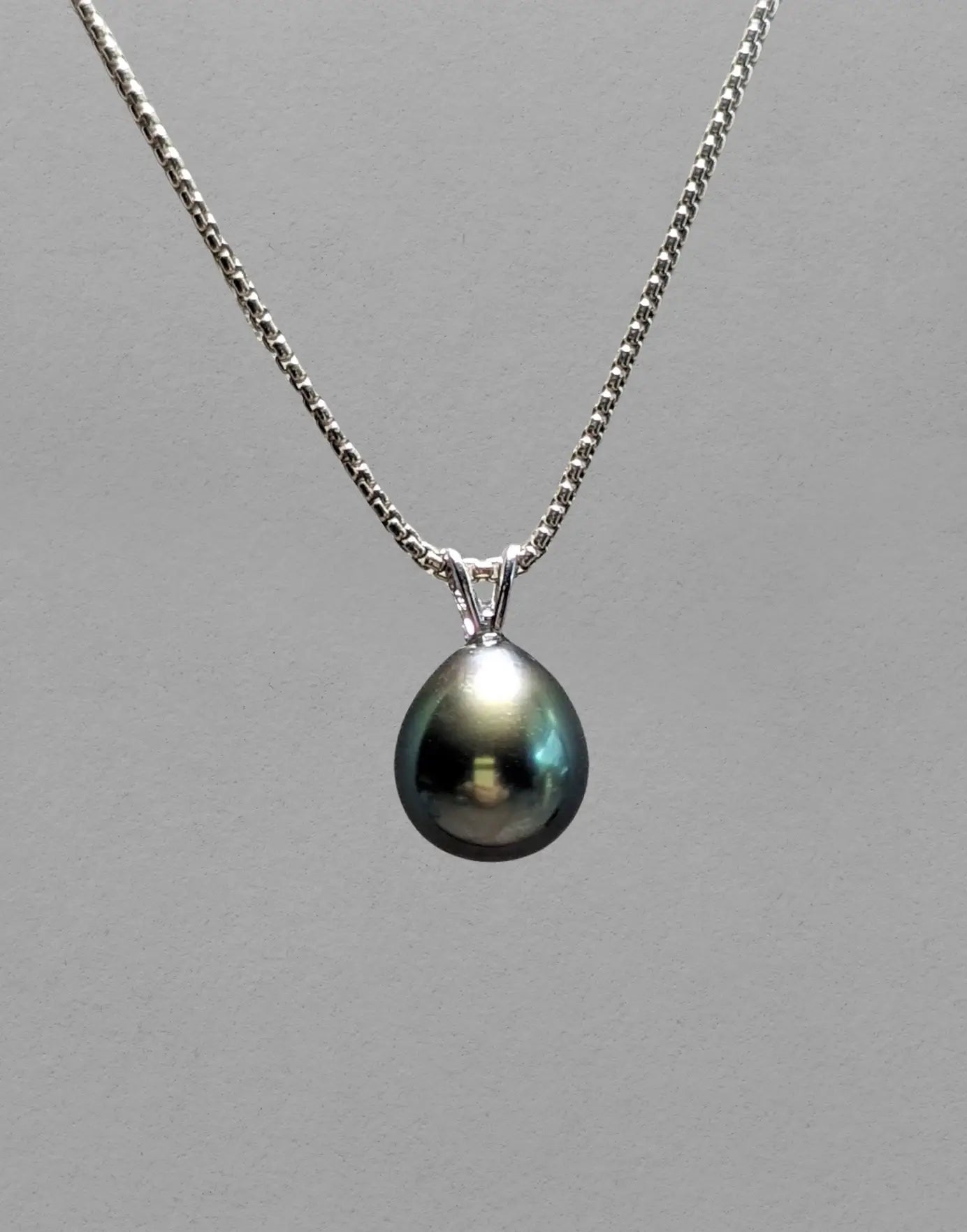 11-12mm Tahitian Pearl Pendant with 14K WG Bail - Marina Pearls