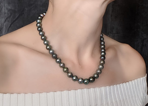 Tahitian Pearls Strand - Marina Korneev Pearls