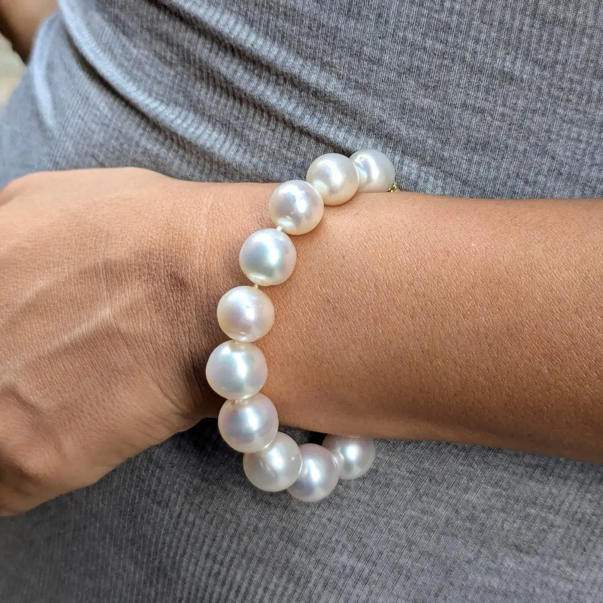 12–14mm White South Sea Pearl Bracelet, 14K Yellow Gold – Marina