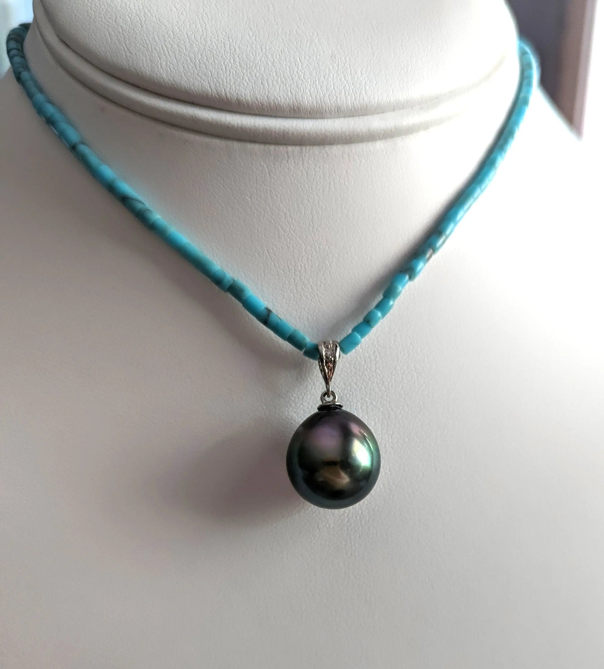 14-15mm Tahitian Pearl Pendant with 14K White Gold /Diamond Bail Marina Pearls