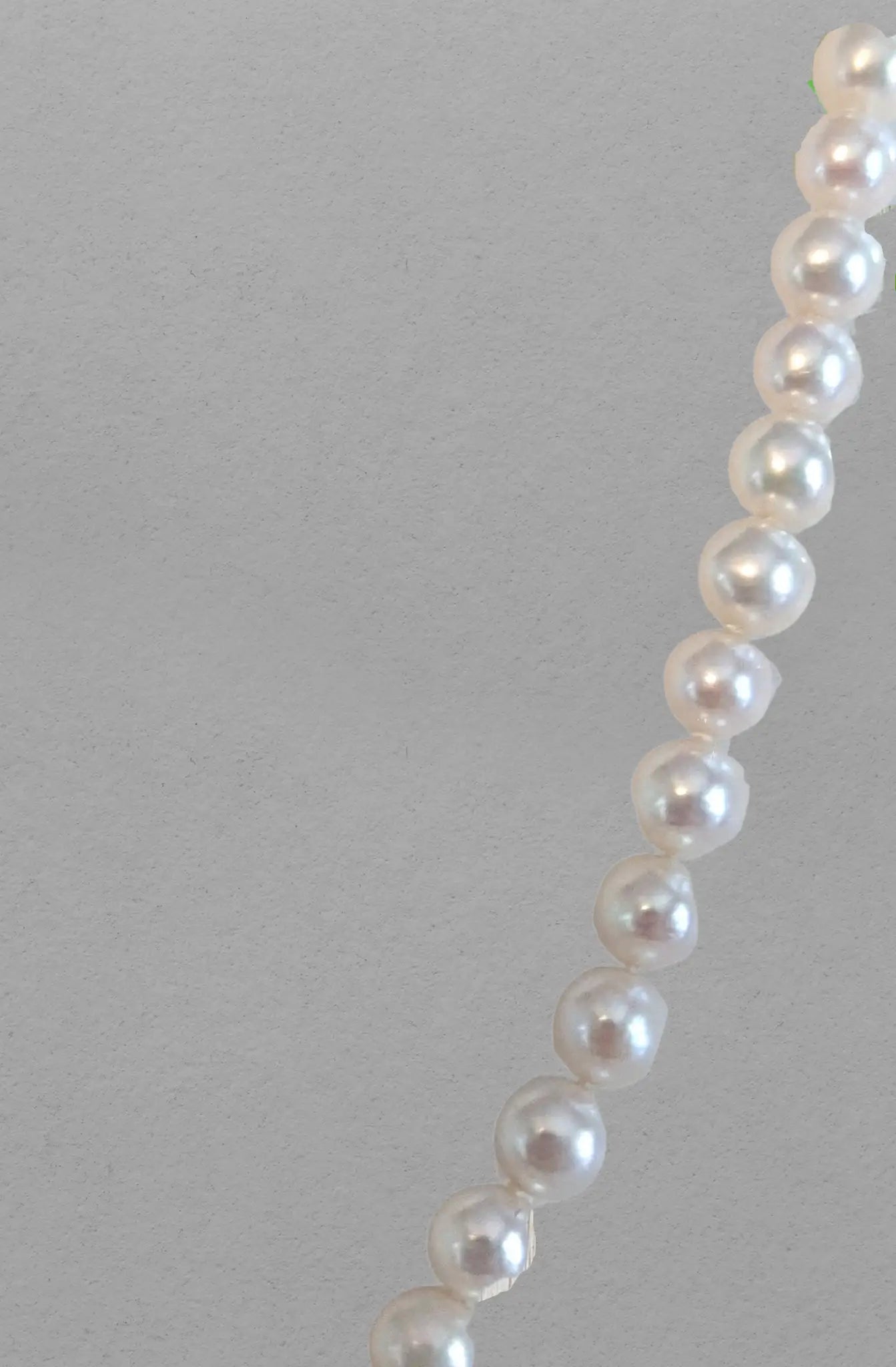 5.5-6.0mm White Freshwater Pearls Half and Half Black Spinel Necklace - Marina Pearls