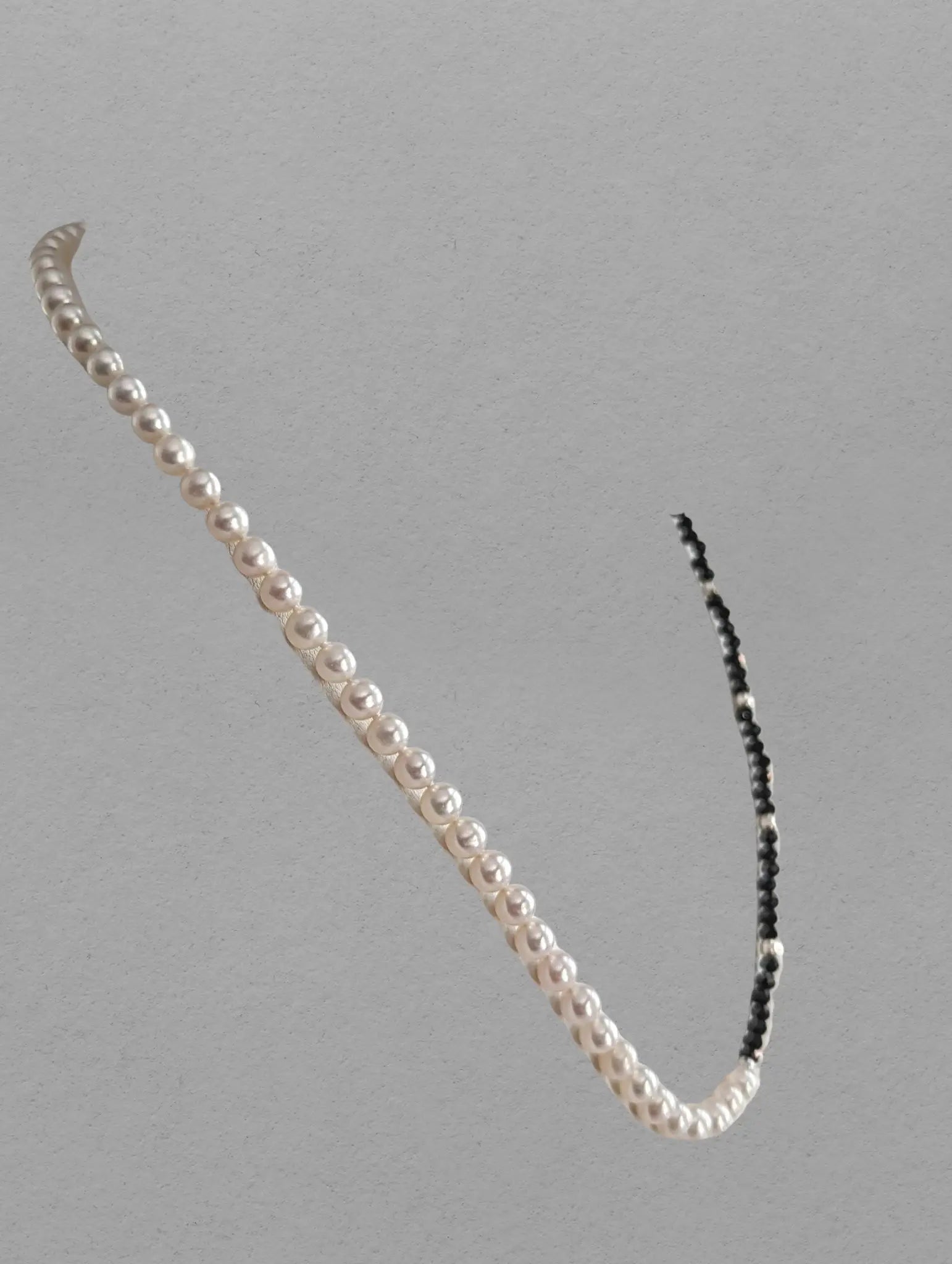 5.5-6.0mm White Freshwater Pearls Half and Half Black Spinel Necklace - Marina Pearls