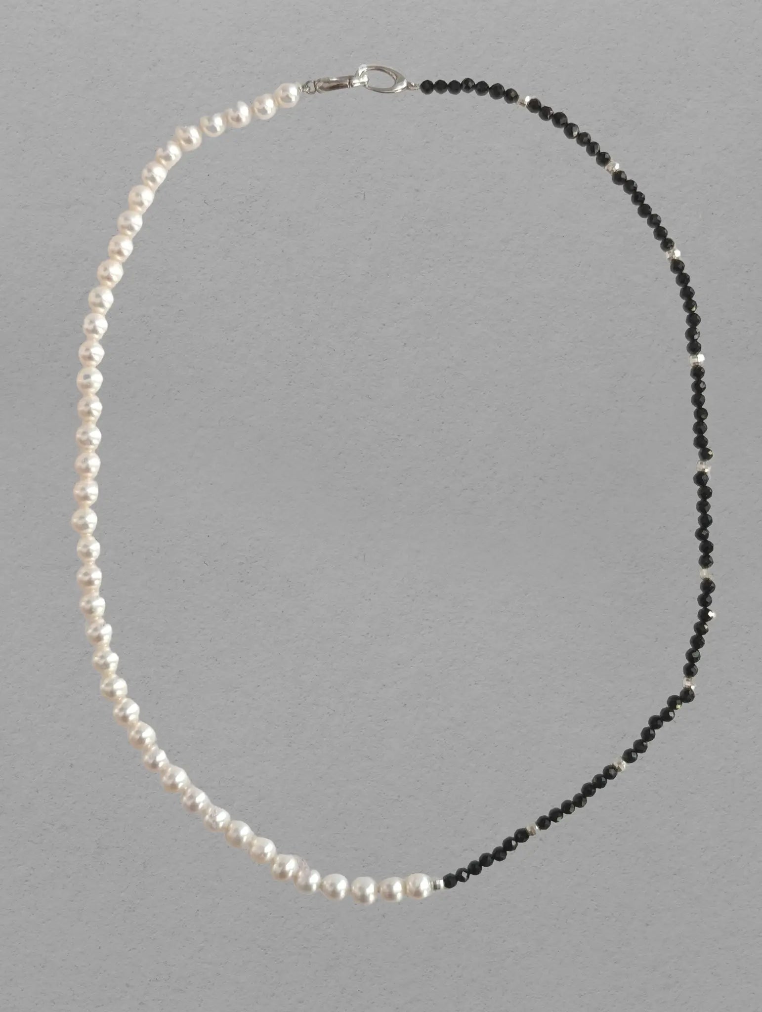 5.5-6.0mm White Freshwater Pearls Half and Half Black Spinel Necklace - Marina Pearls