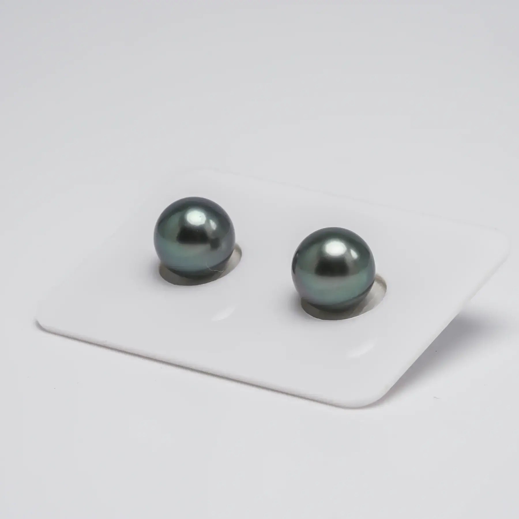 9-10mm Tahitian Pearl Pair - Marina Pearls