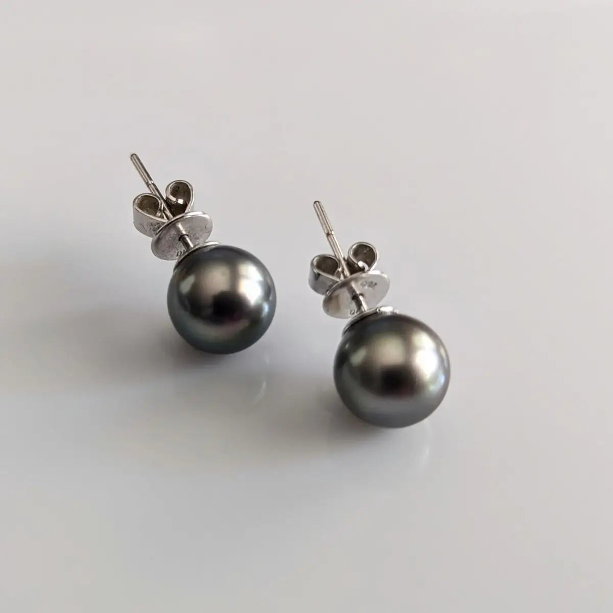 9-10mm Silver Gray Tahitian Pearl Stud Earrings - Marina Korneev