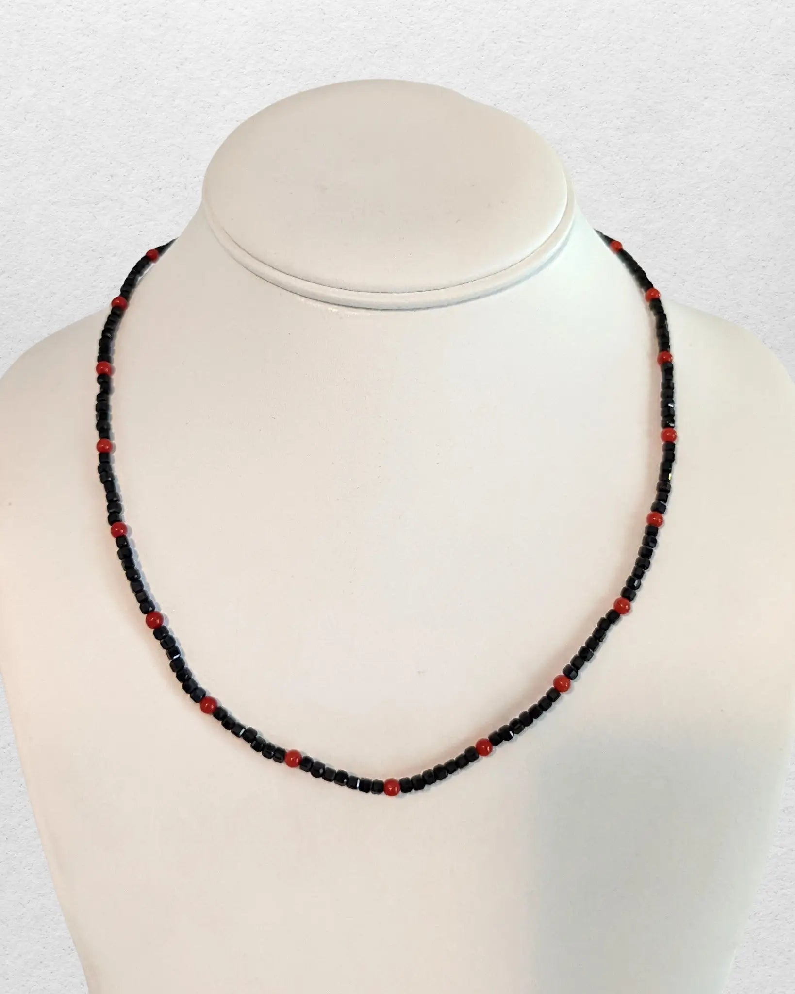 Black Spinel and Mediterranean Coral Necklace - Marina Pearls