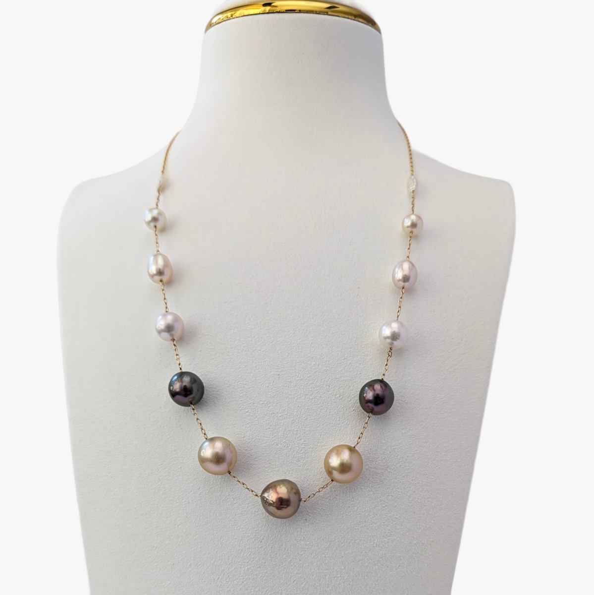 &#39;History of Pearls&#39; Pearl Station Necklace - Marina Korneev FP