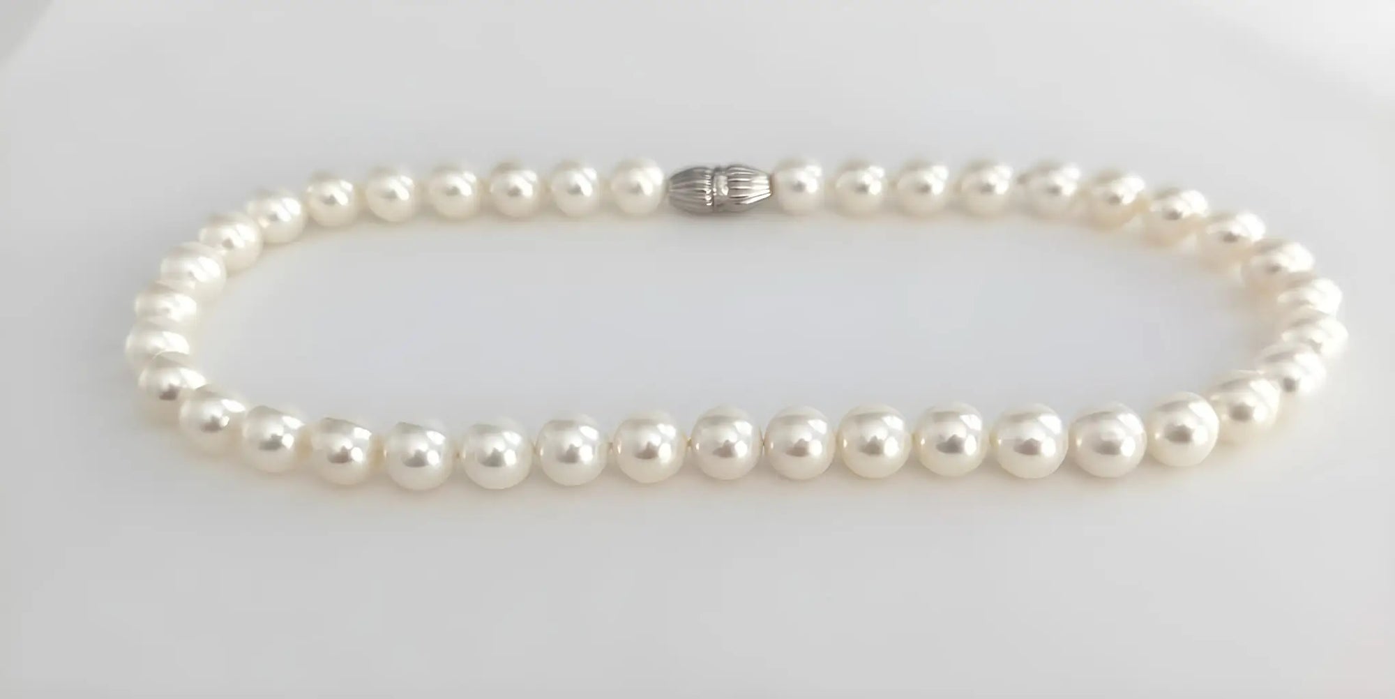 White South Sea Pearl Necklace 14K Gold Marina Pearls