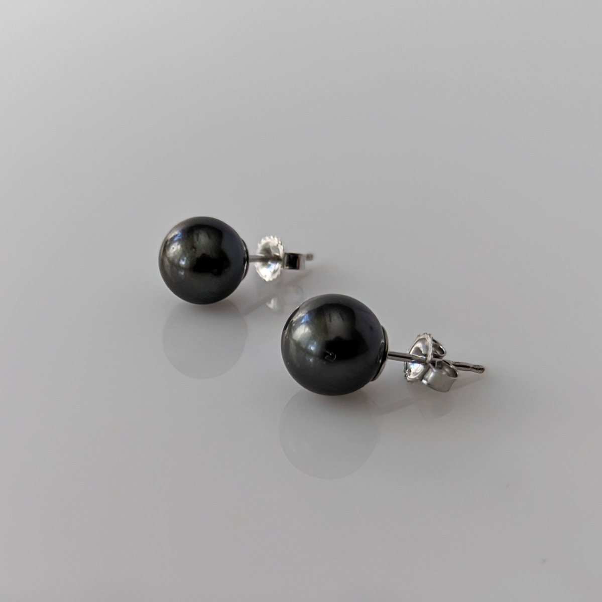 8-9mm DARK Tahitian Pearl Stud Earrings - Marina Korneev Fine Pearls